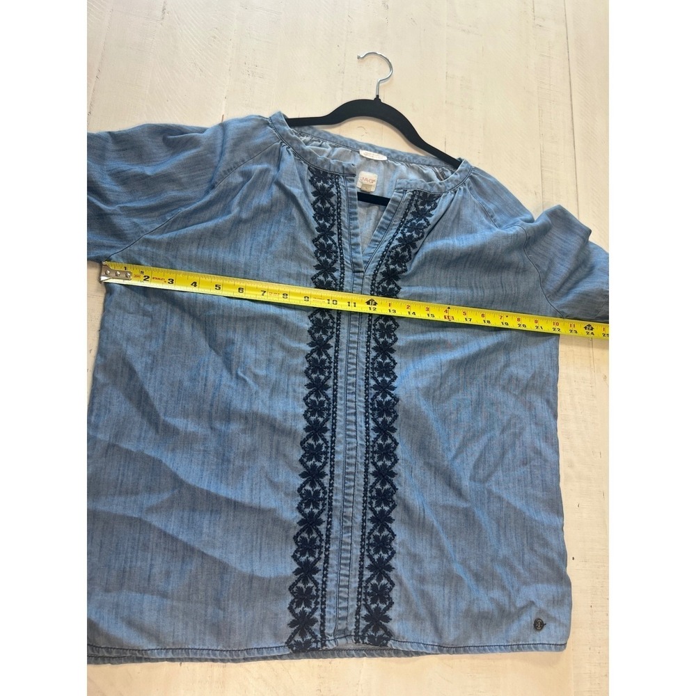 JAG Jeans Womens XS Blue Chambray Embroidered Tencel Boho Peasant Blouse - Picture 6 of 7